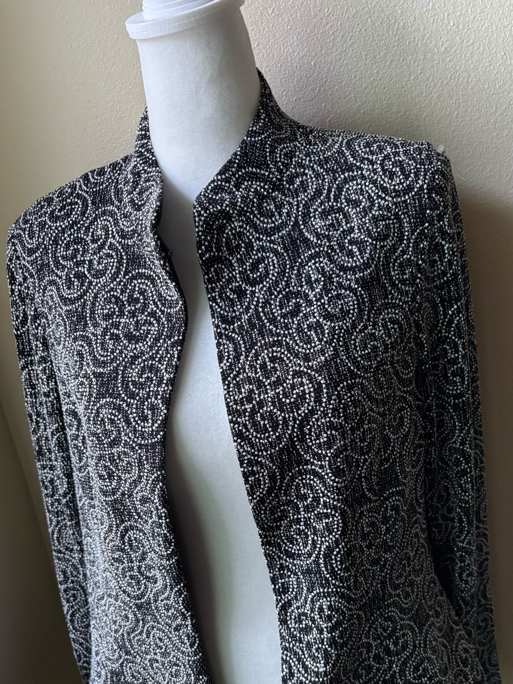 Jessica Howard Black & White, Glittery Open Front Blazer With Shoulder Pads